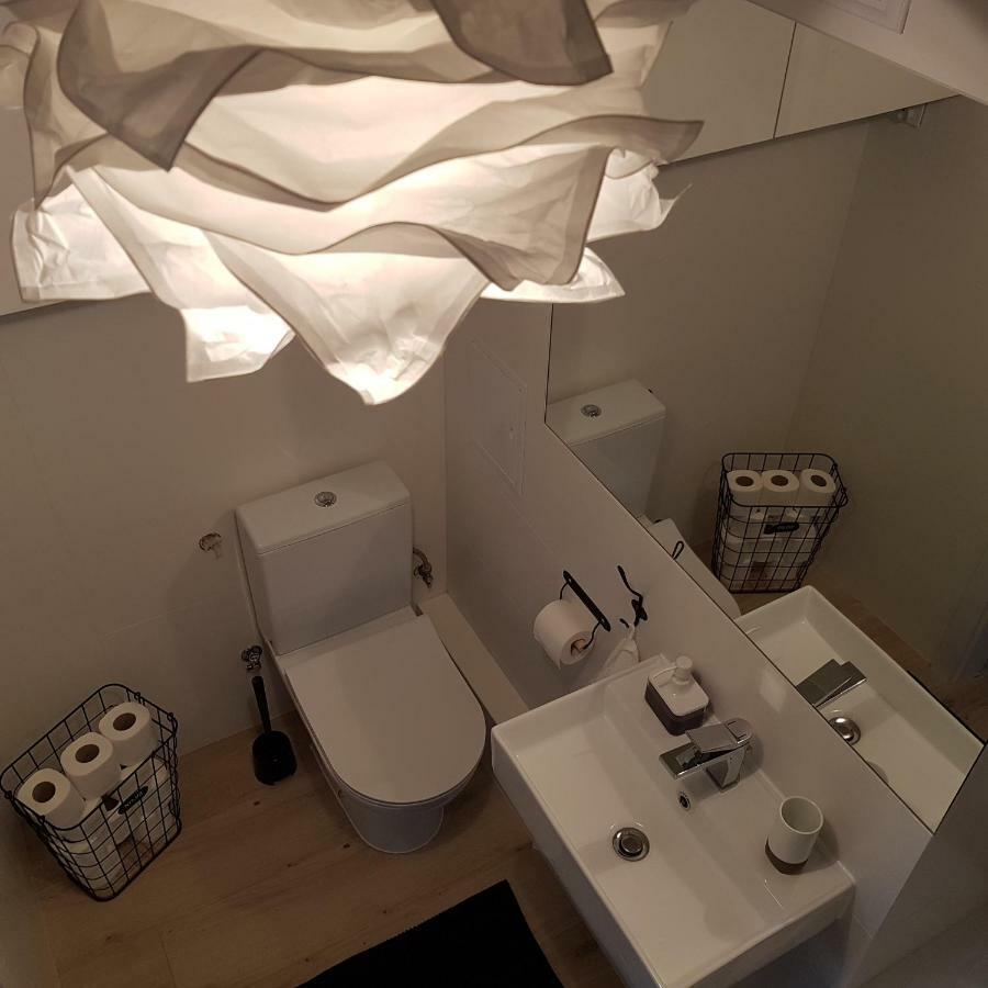 Black Rose Apartament Targi 3 Km, F-Ry Vat Kielce Eksteriør billede